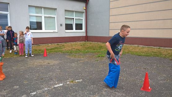 Grafika #15: Dzień Dziecka i Sportu w naszej szkole