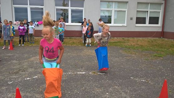 Grafika #16: Dzień Dziecka i Sportu w naszej szkole