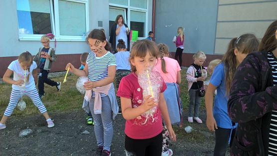 Grafika #39: Dzień Dziecka i Sportu w naszej szkole