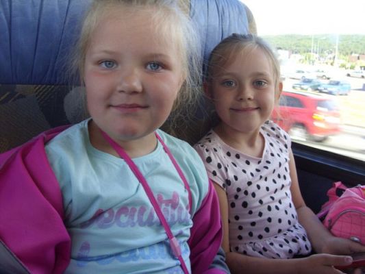 Grafika #1: Wycieczka kl. O-III do zoo