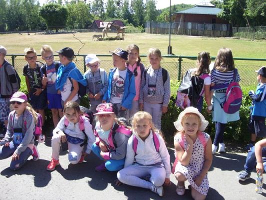 Grafika #40: Wycieczka kl. O-III do zoo