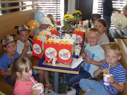 Grafika #58: Wycieczka kl. O-III do zoo