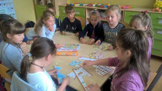 Grafika #31: Drugoklasiści przed wakacjami