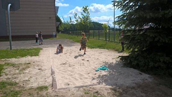 Grafika #94: Drugoklasiści przed wakacjami