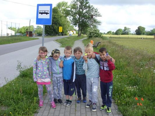 Grafika #0: Piknik w klasie pierwszej