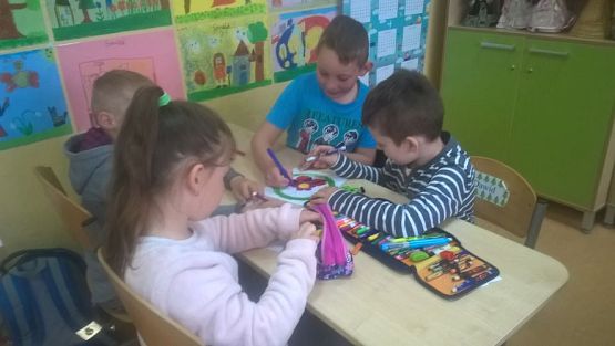 Grafika #15: Majowe dni w drugiej klasie