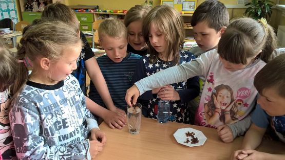 Grafika #24: Majowe dni w drugiej klasie