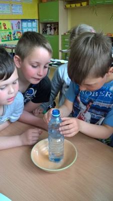 Grafika #41: Majowe dni w drugiej klasie