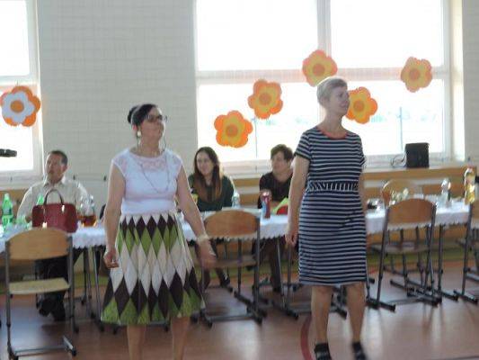 Grafika #52: A Ty tańcz, kiedy inni tańczą