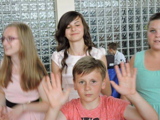 Grafika #53: A Ty tańcz, kiedy inni tańczą