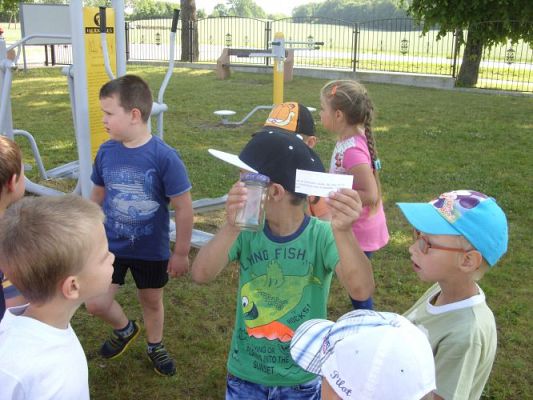 Grafika #14: Zabawa w podchody