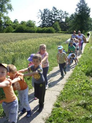 Grafika #43: Zabawa w podchody