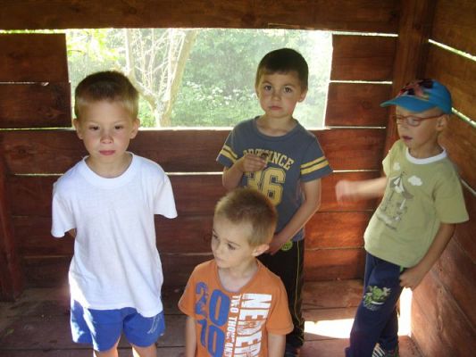 Grafika #53: Zabawa w podchody