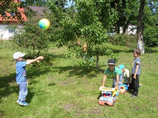 Grafika #87: Zabawa w podchody