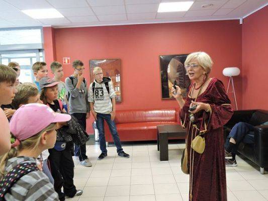 Grafika #5: Wycieczka do Malborka i Sztutowa