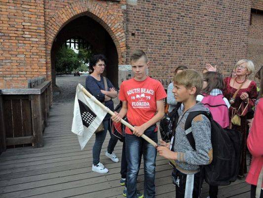 Grafika #13: Wycieczka do Malborka i Sztutowa