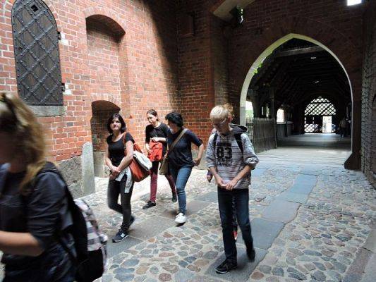 Grafika #15: Wycieczka do Malborka i Sztutowa