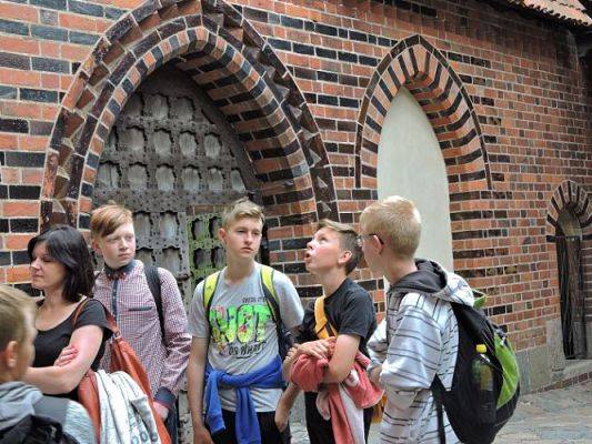 Grafika #27: Wycieczka do Malborka i Sztutowa