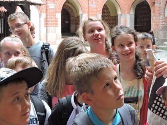 Grafika #29: Wycieczka do Malborka i Sztutowa