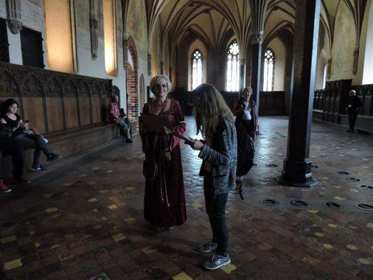 Grafika #31: Wycieczka do Malborka i Sztutowa