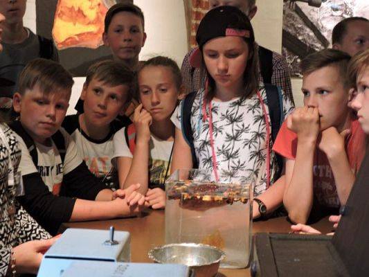 Grafika #40: Wycieczka do Malborka i Sztutowa