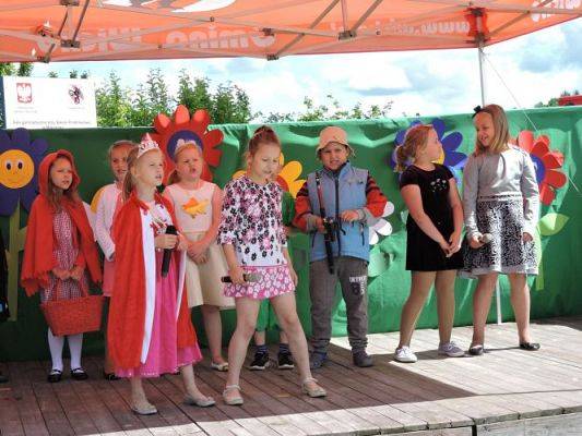 Grafika #28: Festyn rodzinny