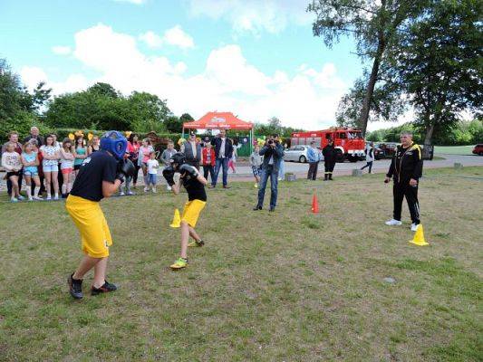 Grafika #38: Festyn rodzinny