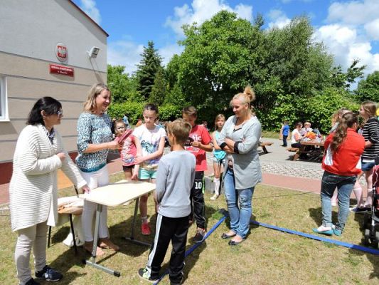 Grafika #69: Festyn rodzinny