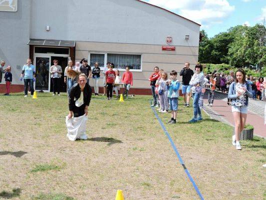 Grafika #81: Festyn rodzinny