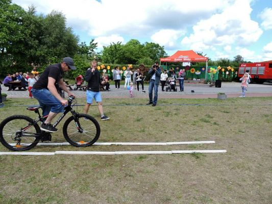 Grafika #121: Festyn rodzinny