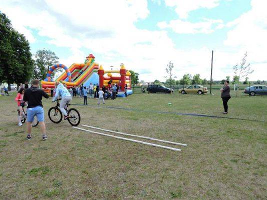 Grafika #128: Festyn rodzinny