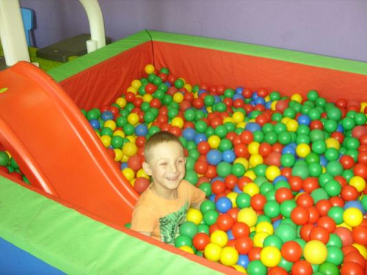 Grafika #7: Przedszkolaki w Madagaskarze