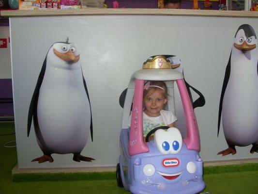 Grafika #17: Przedszkolaki w Madagaskarze