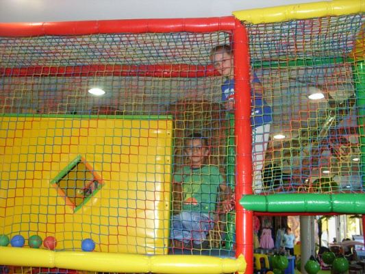 Grafika #21: Przedszkolaki w Madagaskarze