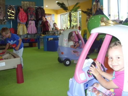 Grafika #28: Przedszkolaki w Madagaskarze