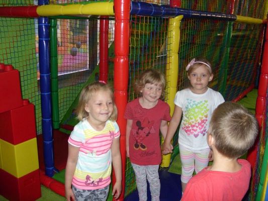 Grafika #34: Przedszkolaki w Madagaskarze