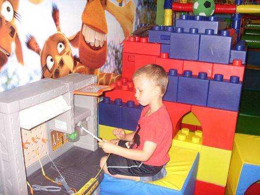 Grafika #38: Przedszkolaki w Madagaskarze