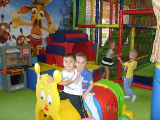 Grafika #66: Przedszkolaki w Madagaskarze