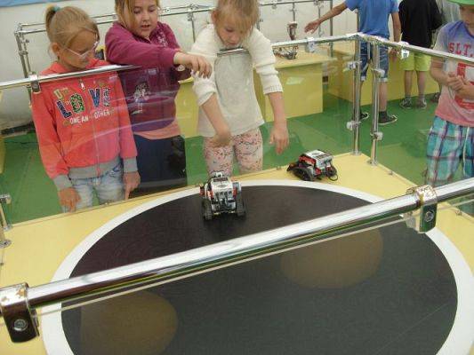 Grafika #27: Wycieczka kl. O-III do Łeby cz. 2