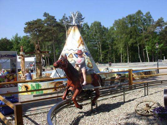 Grafika #40: Wycieczka kl. O-III do Łeby cz. 2