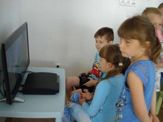 Grafika #26: Wycieczka klas O-III na wystawę Łebskie Klocki- cz. 1