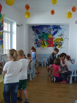 Grafika #27: Wycieczka klas O-III na wystawę Łebskie Klocki- cz. 1