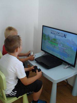 Grafika #28: Wycieczka klas O-III na wystawę Łebskie Klocki- cz. 1