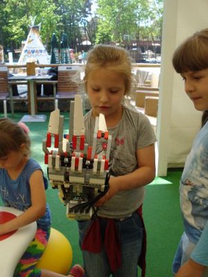 Grafika #40: Wycieczka klas O-III na wystawę Łebskie Klocki- cz. 1