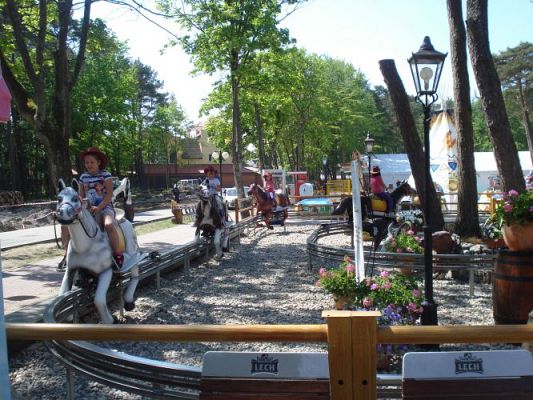 Grafika #63: Wycieczka klas O-III na wystawę Łebskie Klocki- cz. 1