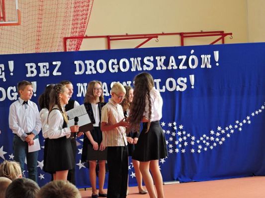 Grafika #32: W drogę! Bez drogowskazów!