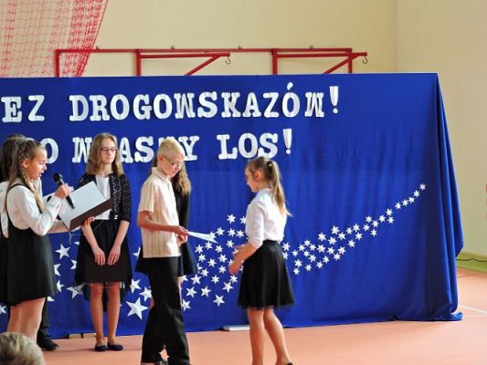 Grafika #36: W drogę! Bez drogowskazów!