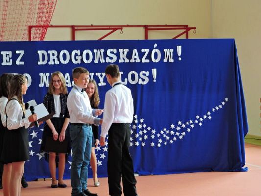 Grafika #37: W drogę! Bez drogowskazów!