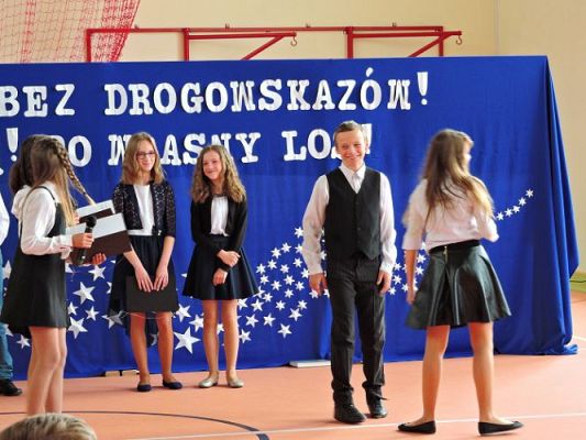 Grafika #38: W drogę! Bez drogowskazów!