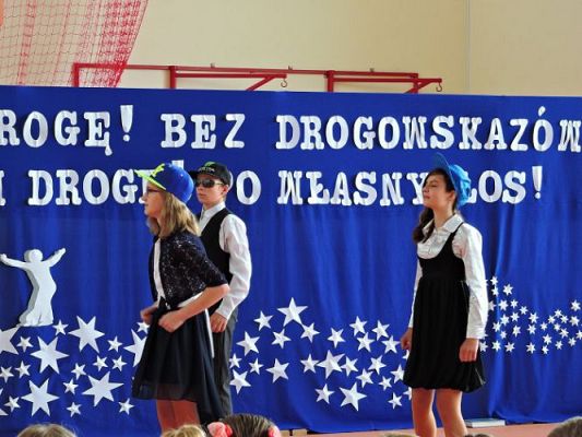 Grafika #44: W drogę! Bez drogowskazów!